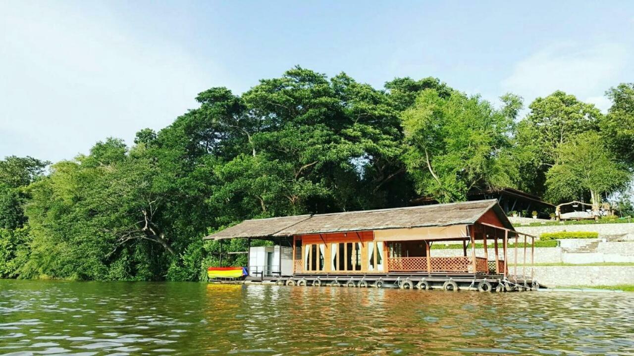 Namsai Resort Kanchanaburi City Exteriör bild
